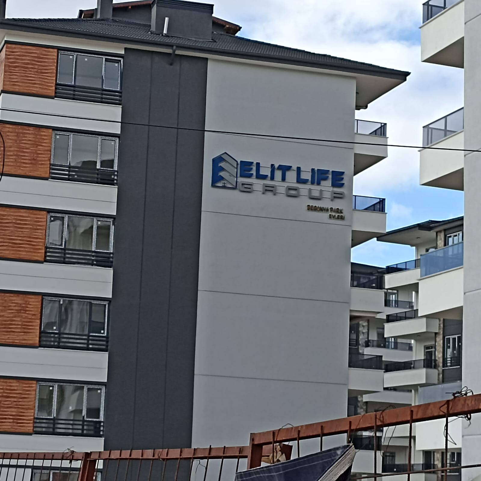 KÜÇÜK KUMKÖPRÜ DE ELİT LİFE KONUTLARIN DA 3+1 LÜKS DAİRE
