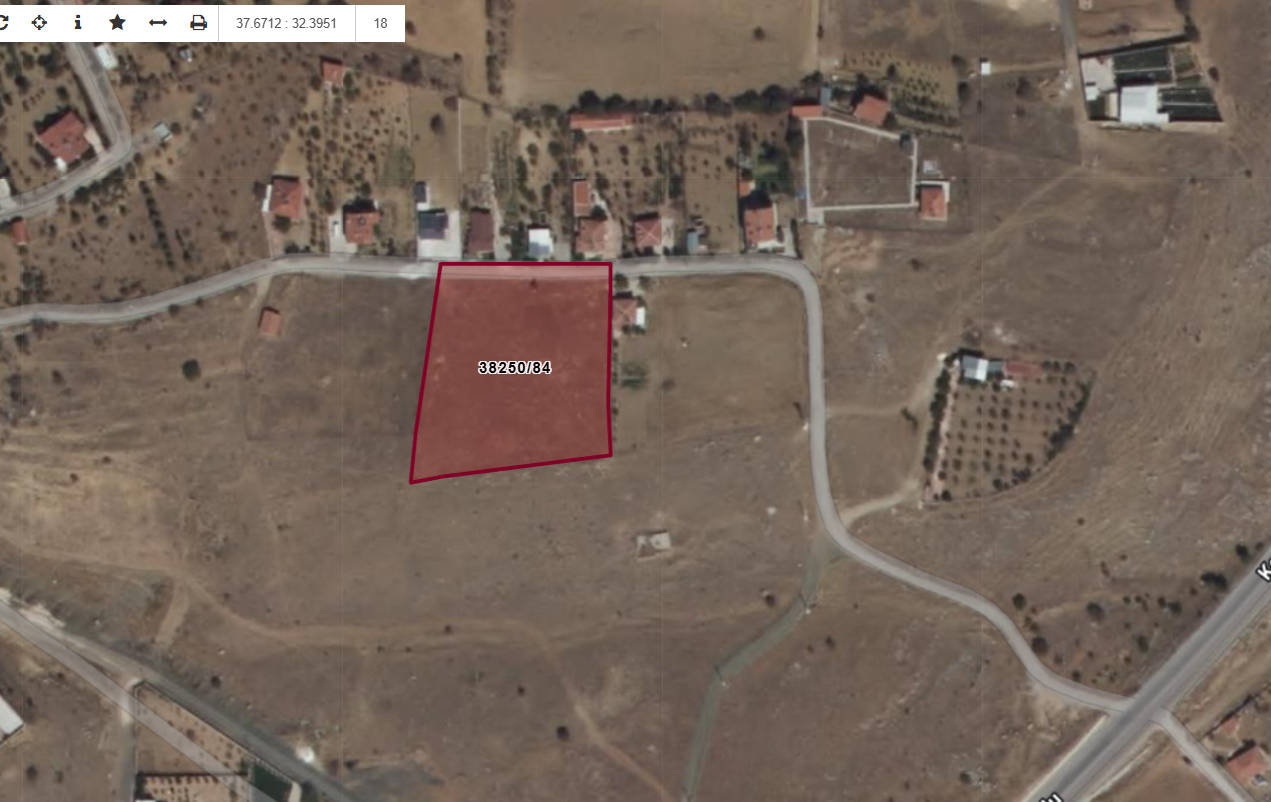 MERAM BAYAT TA SATILIK 5354 m2 ETRAFI TELLE ÇEVRİLİ TARLA