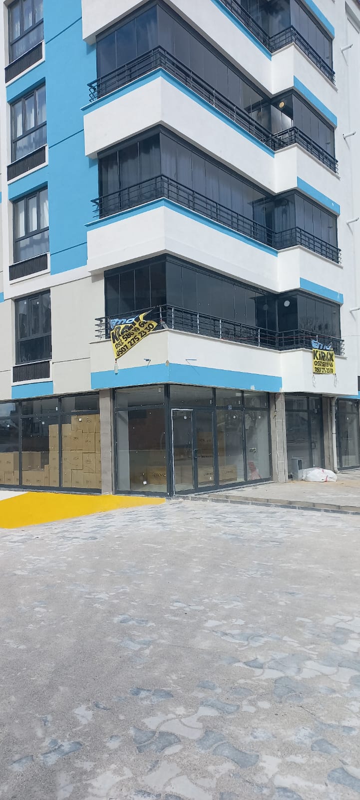 SELİM SULTAN MAH. HÜSEYİN ALPMALA CADDESİ ÜZERİNDE KİRALIK 42 M2 DÜKKAN