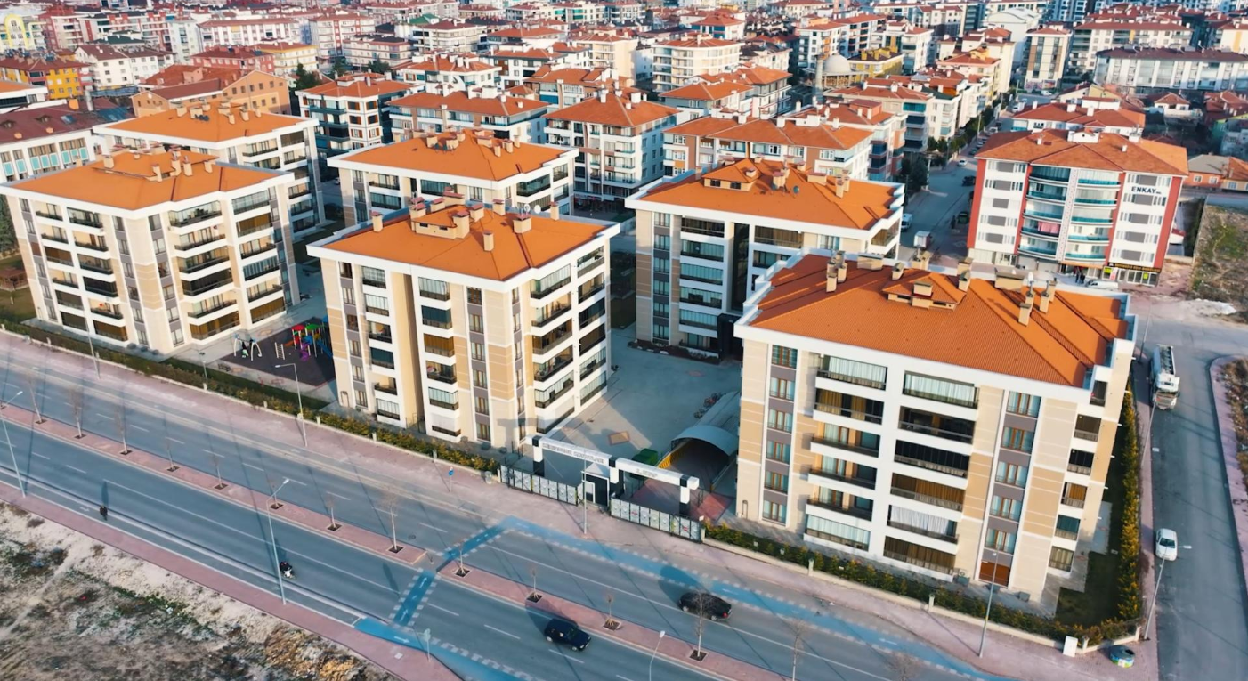 KARATAY KERİMDEDE KONUTLARINDA 105 M2 LİK GENİŞ 2+1 BOŞ HİSSE SATILIK